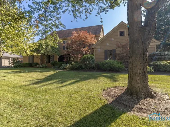5312 Brookfield Ln, Sylvania, OH 43560