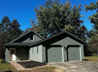 10688 Beardslee Rd, Perry, MI 48872