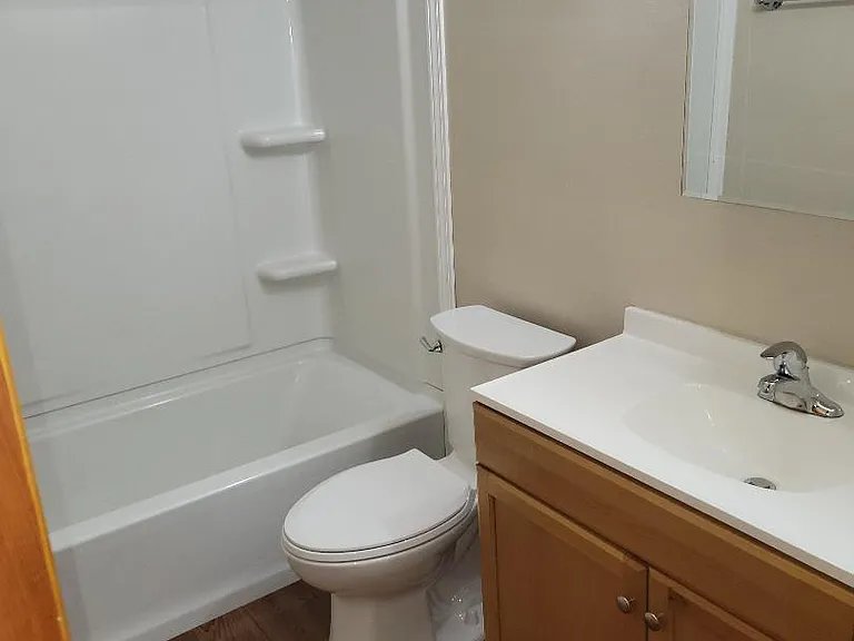 214 Greenside Ave #4 — Photo 10
