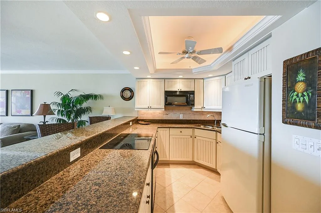 1 bed, 1.0 bath, 626 sqft, $6,000 — Photo 1