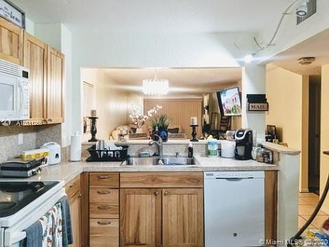 5th image of 1100 NW 87th Ave APT 201