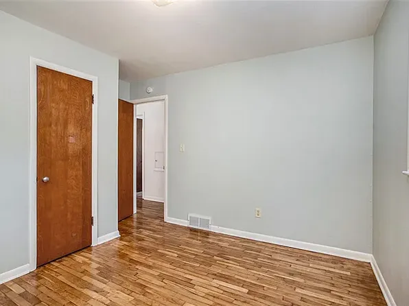 749 E Mansion St #1, Marshall, MI 49068