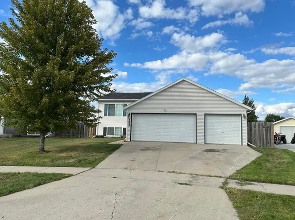 6060 Bennett Ct S, Fargo, ND 58104