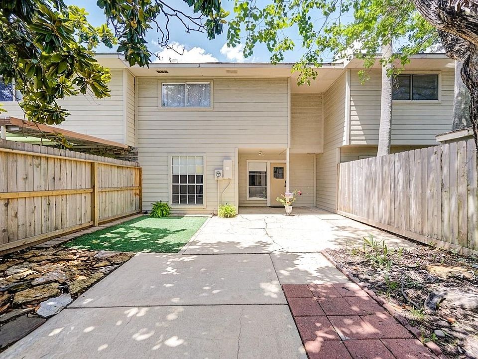 1st image of 7965 Kendalia Dr