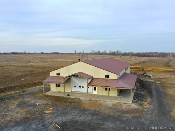 438752 County Rd #40, Welch, OK 74369