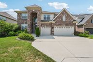 Rockingham Dr-S1507-001.jpg
