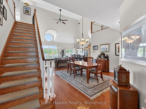 5th image of 2 Beck Blvd #8