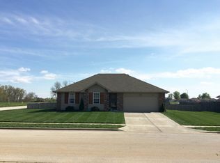 2468 East Willow, Republic, MO 65738