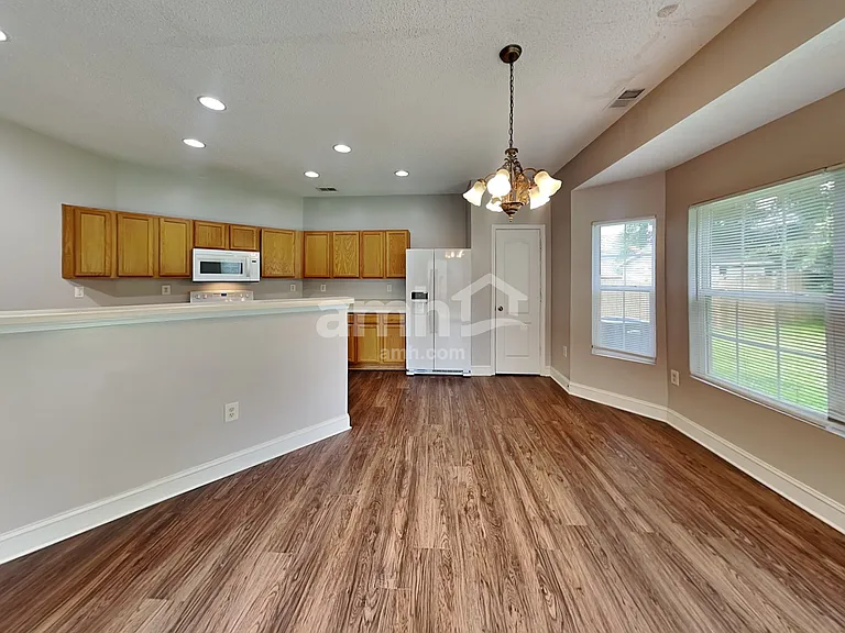 312 Lameshur Ln — Photo 6