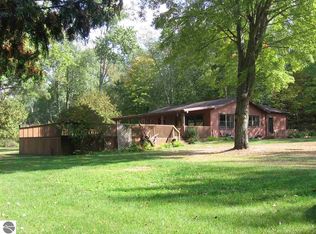 2468 Britt Rd, Hale, MI 48739