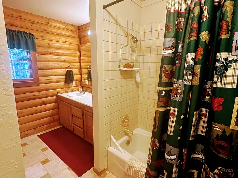 13272 Roundhill Dr — Photo 13