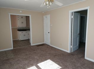 526 E Kirwin Ave, Salina, KS 67401
