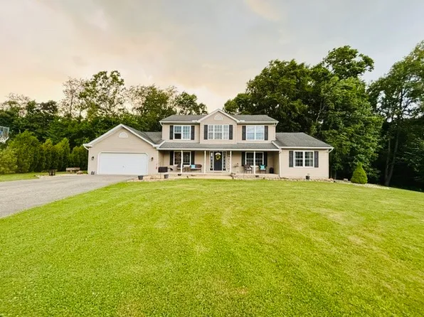 770 Cleland Mill Rd, New Castle, PA 16102