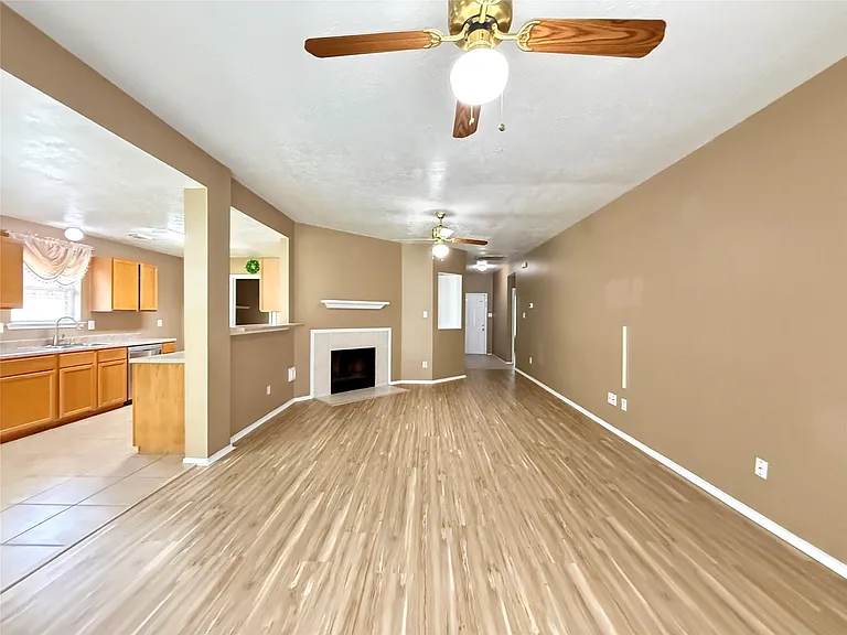 17318 Glenmorris Dr — Photo 5
