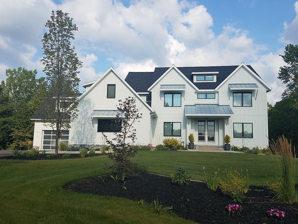 1st image of 488 Crahen Ave NE