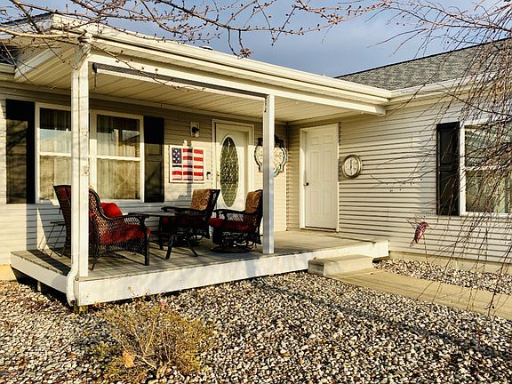 3rd image of 8888 Wabasis Shores Dr NE