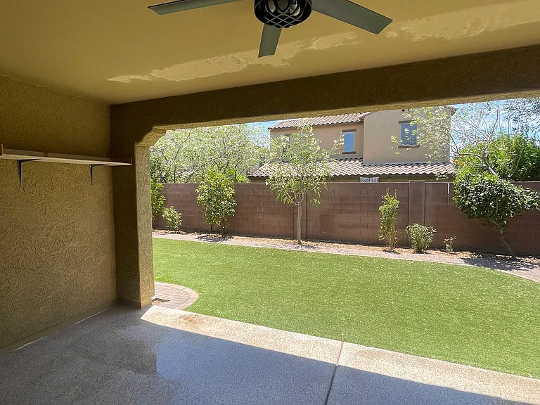4425 E Muriel Dr — Photo 37