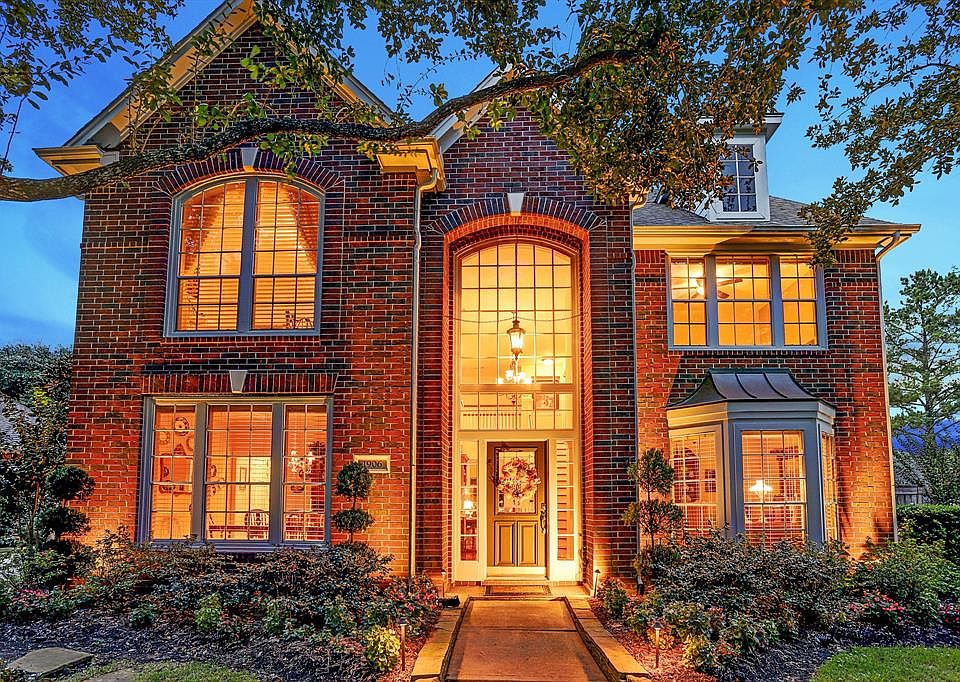 1st image of 1906 Garden Terrace Dr