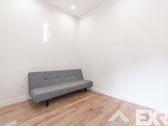 3rd image of 637 Saint Marks Ave #4CC