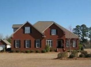 327 Champion Dr, Dublin, GA 31021