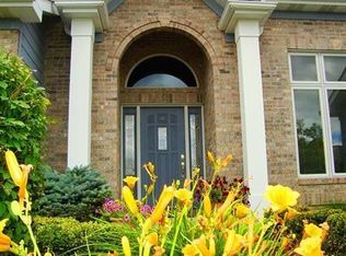 12113 Burning Tree Rd, Fort Wayne, IN 46845