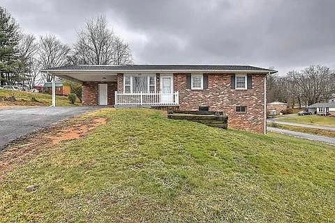 1st image of 249 Lisa Ln