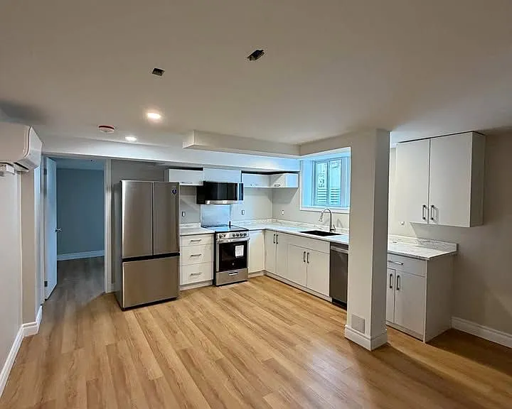 14 Rainswood Ct N #BASEMENT — Photo 1
