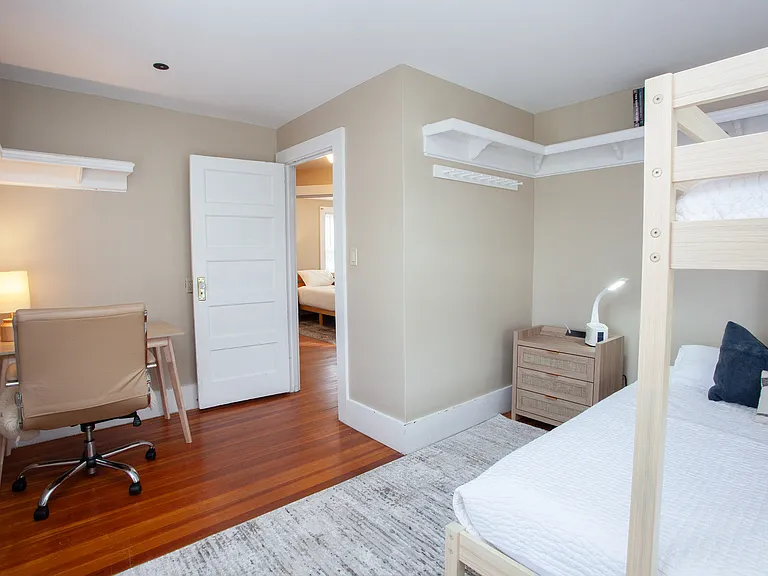 19 Fairview St — Photo 18