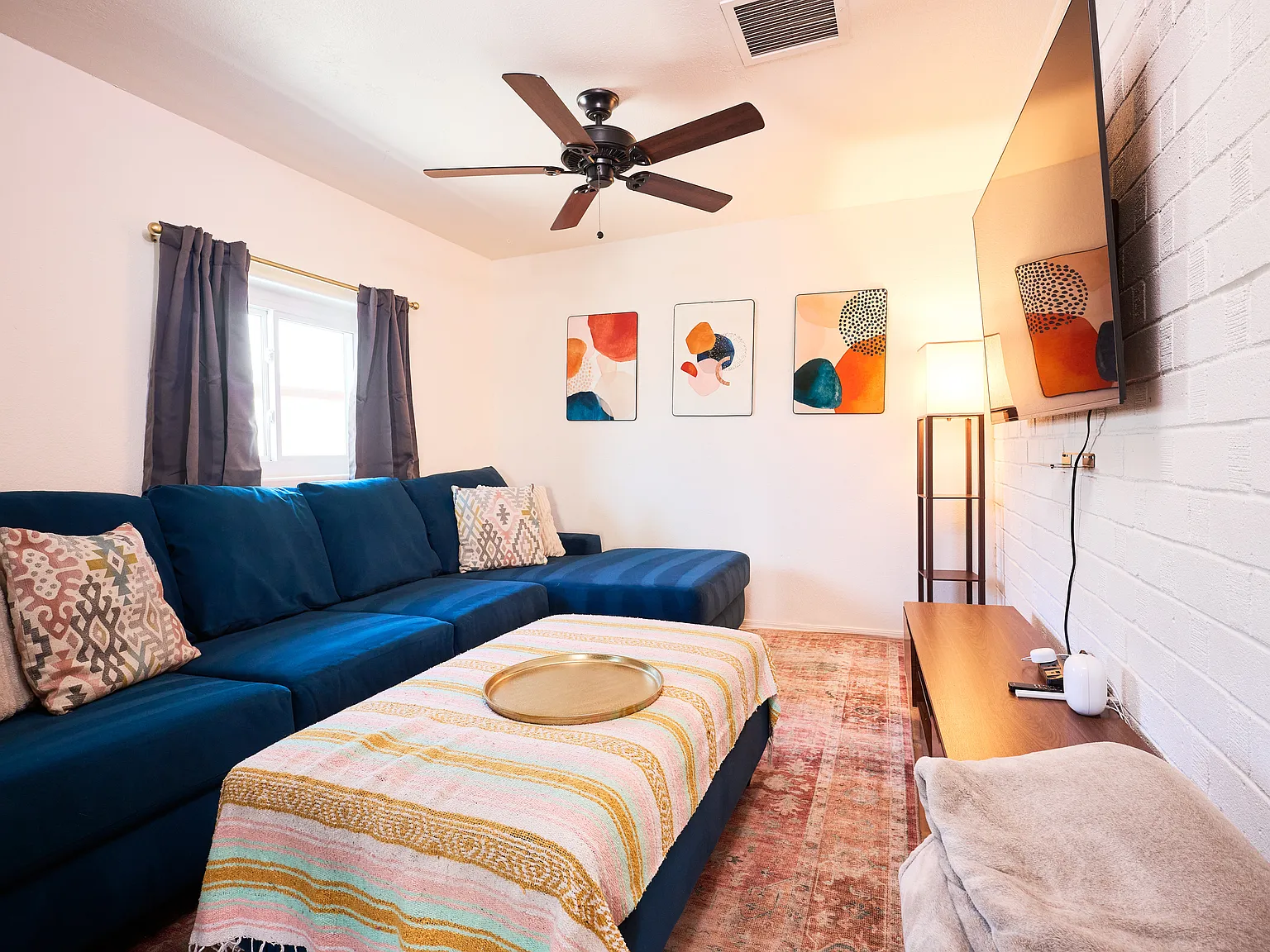 4 bed, 2035 sqft, $3,500 — Photo 3