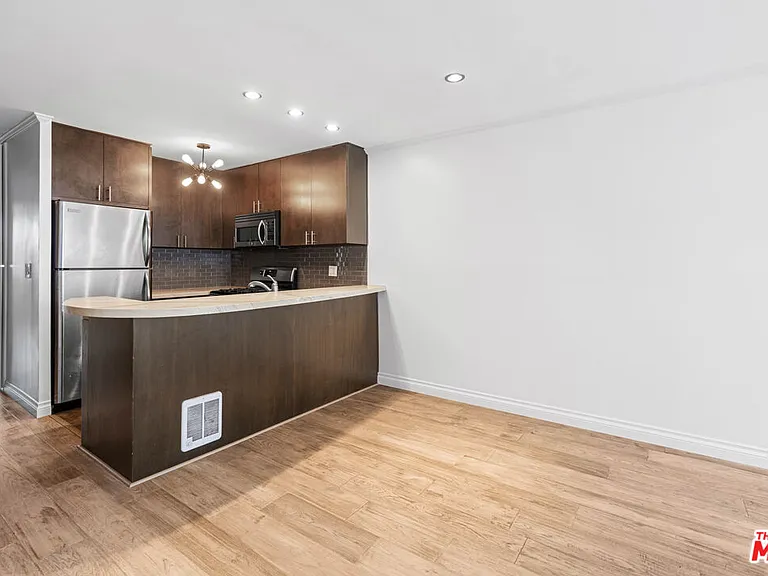 22 Navy St #202 — Photo 13