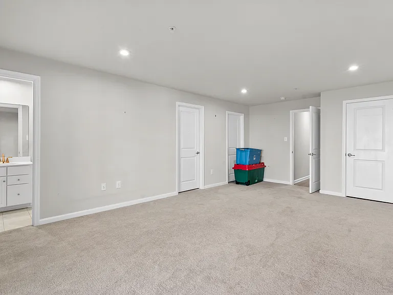 204 Station Dr — Photo 19