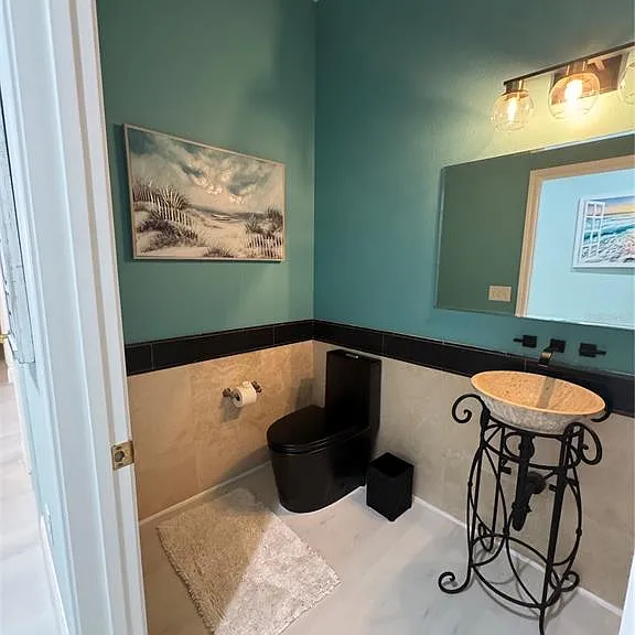 200 Ocean Crest Dr #1112 — Photo 55