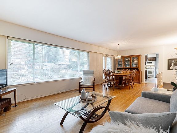 4th image of 4035 Hoskins Rd