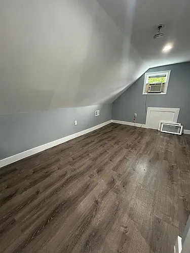 202 Taylor St Photo 1