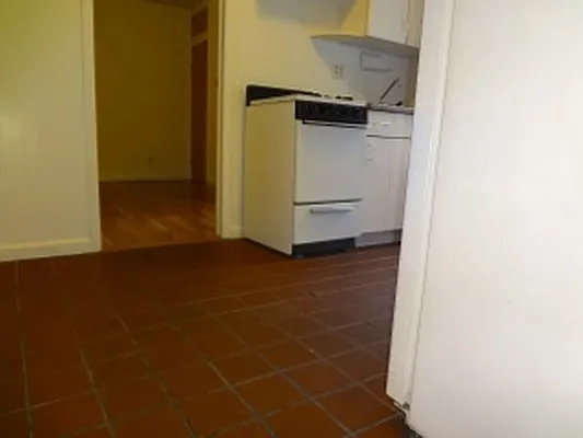 Rented by City Heights Realty | media 27