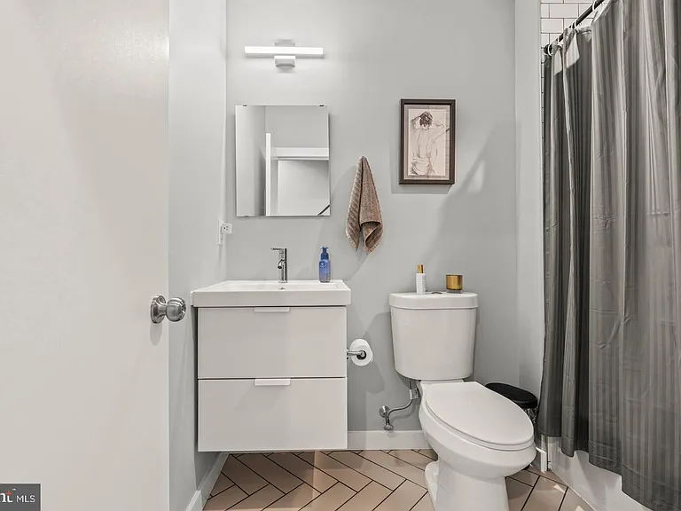 1751 S Taylor St — Photo 15