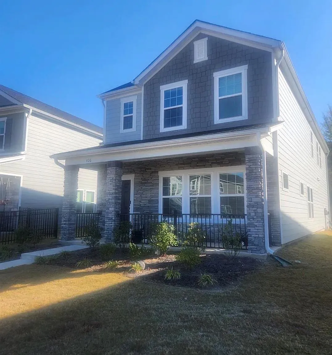 3 bed, 2.5 bath, $2,500 — Photo 1
