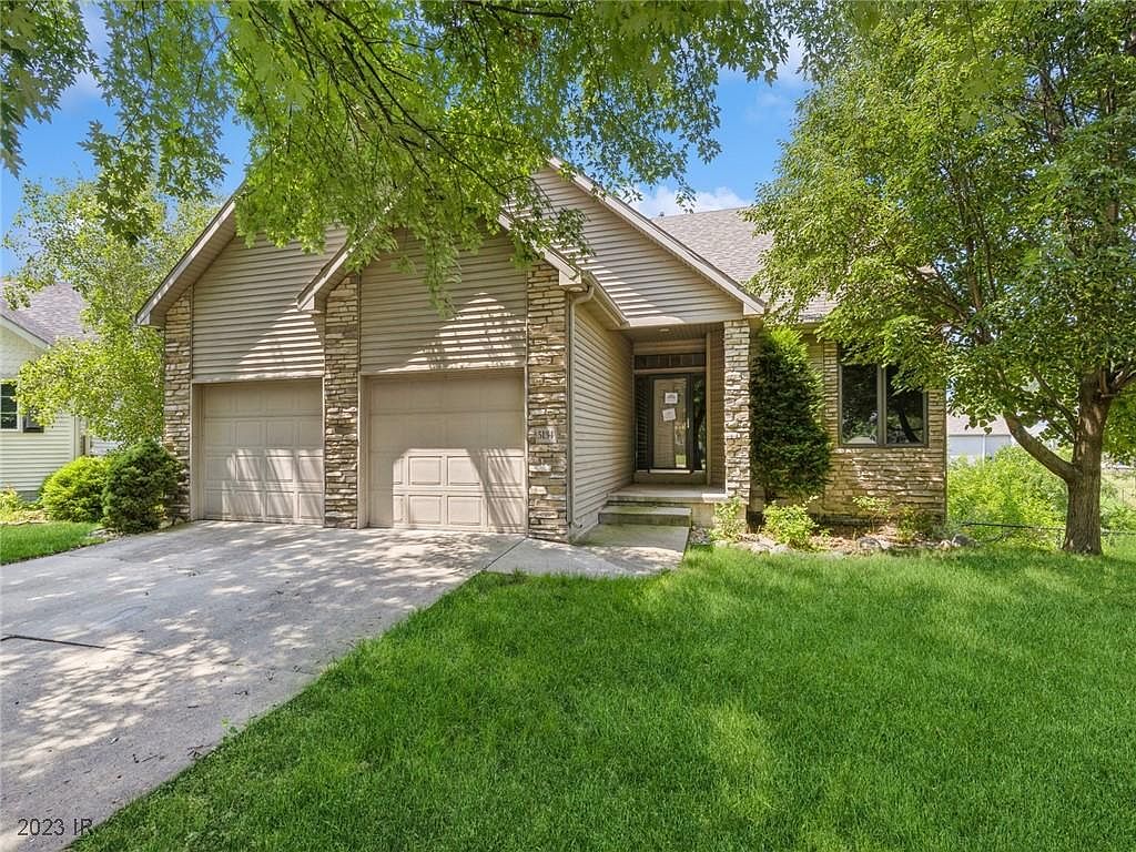 5134 Pond View Cir, Des Moines, IA 50317 Zillow