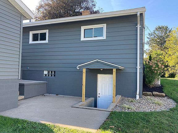 2nd image of 367 Hillsdale Ave