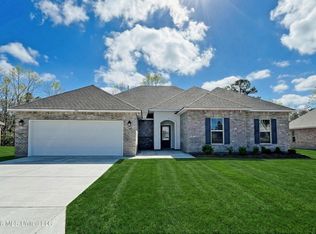 13436 Swan Ridge Cir, Gulfport, MS 39503
