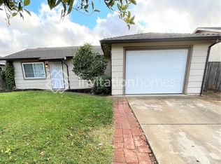 8766 El Toreador Way, Elk Grove, CA 95624