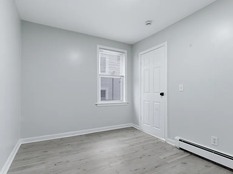 92 Sylvian St #1 — Photo 16