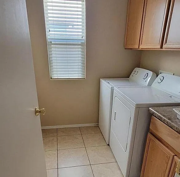 17440 W Caribbean Ln — Photo 15