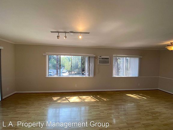 3rd image of 5748 Hazeltine Ave APT 4