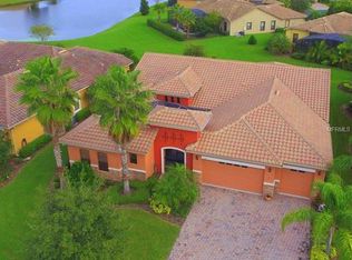 421 Sorrento Rd, Poinciana, FL 34758