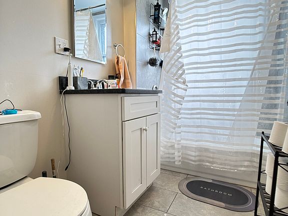4th image of 44 Newcastle Rd #1A