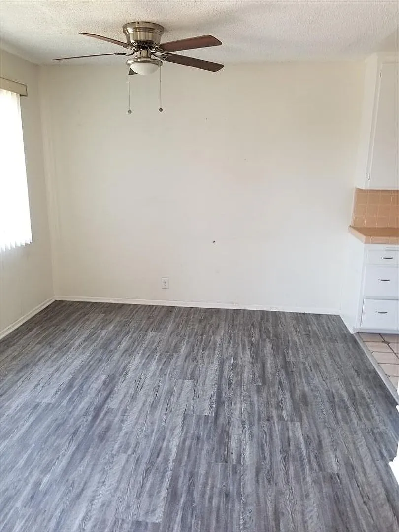 1504 S Fairfax Apartments — Photo 3