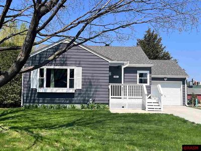 211 W Ramsey St, Saint Peter, MN, 56082