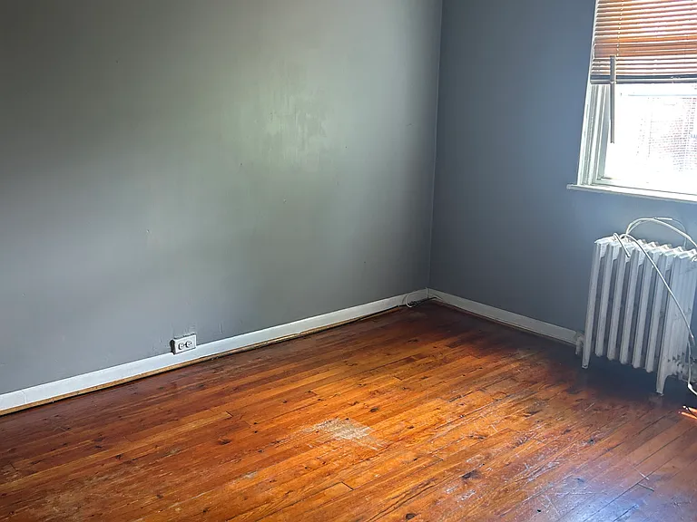 232 Laveer St — Photo 3