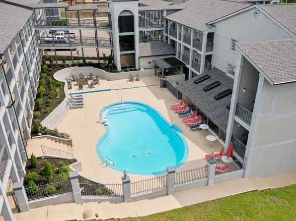 Atrium Flats
